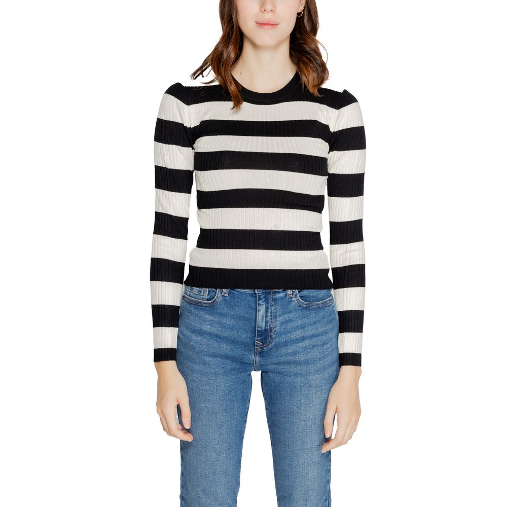 Bluze și tricou Jacqueline De Yong negre din viscoză