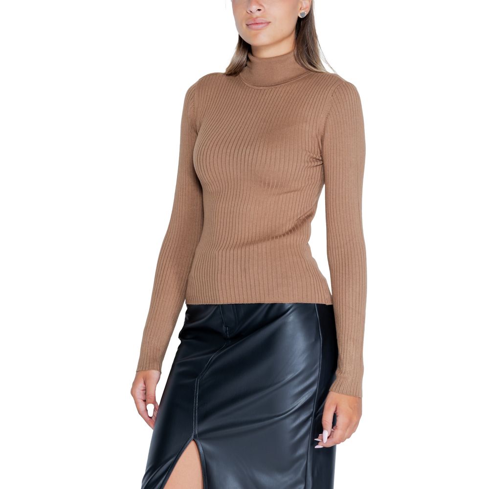 Jacqueline De Yong Topuri și tricou maro din viscoză