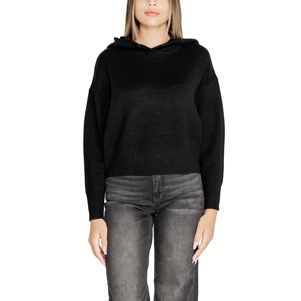 Bluze și tricou Vero Moda negre din viscoză