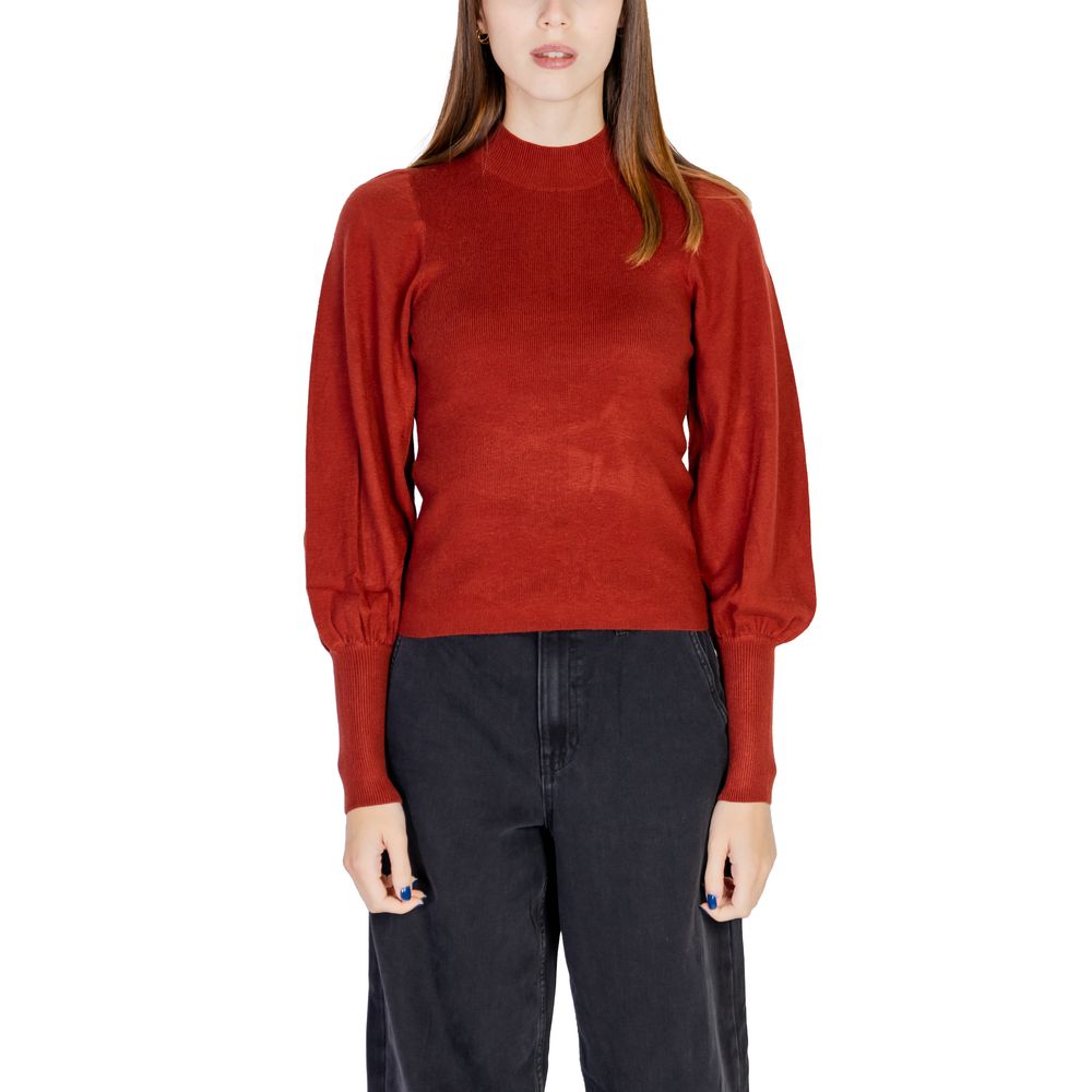Topuri și tricou roșii din viscoză Vero Moda