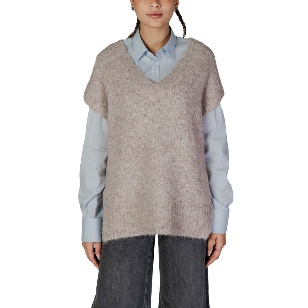 Vero Moda – Beigefarbener Pullover aus recyceltem Polyester