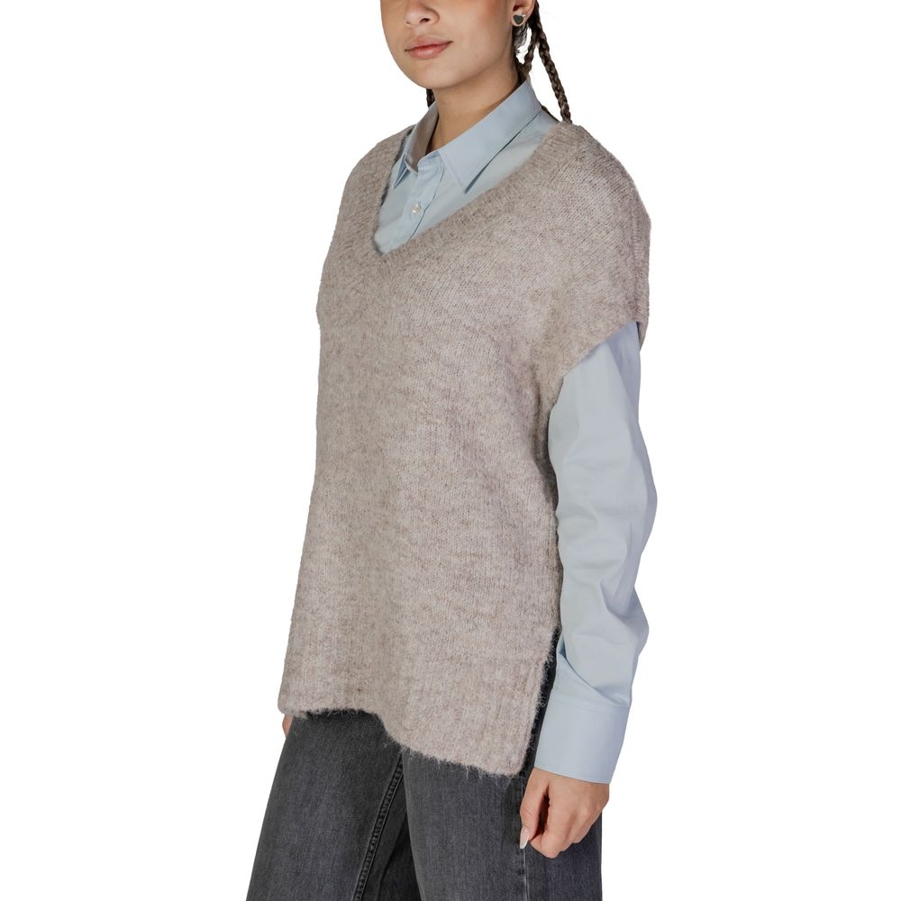 Vero Moda – Beigefarbener Pullover aus recyceltem Polyester