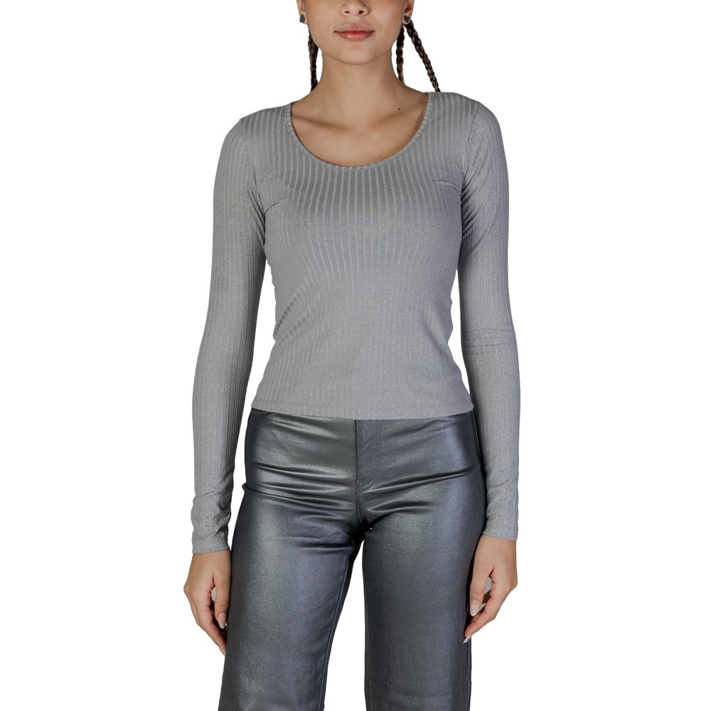 Topuri și tricou argintii din poliester reciclat Vero Moda