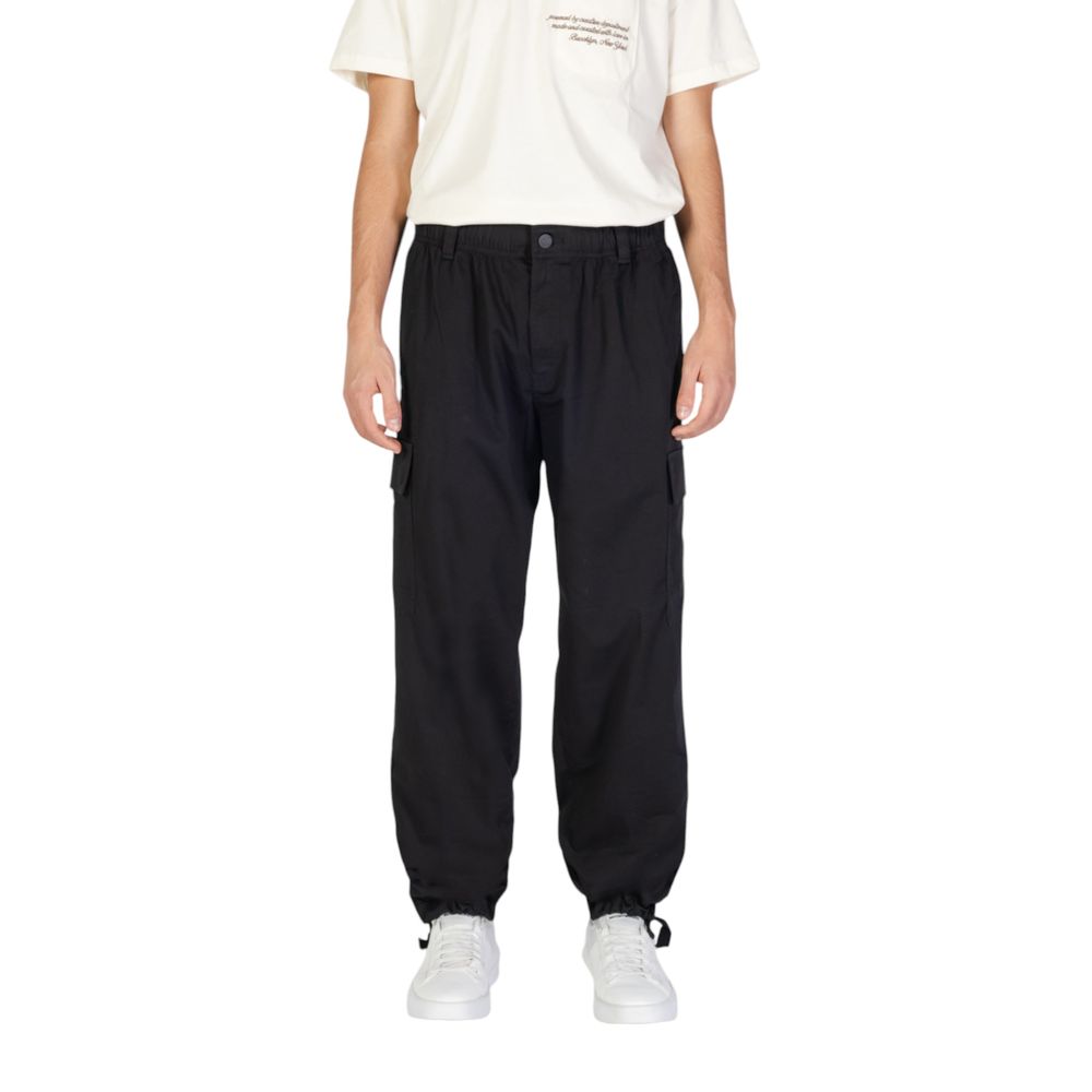 Calvin Klein Jeans – Schwarze Jeans und Hose aus recycelter Baumwolle