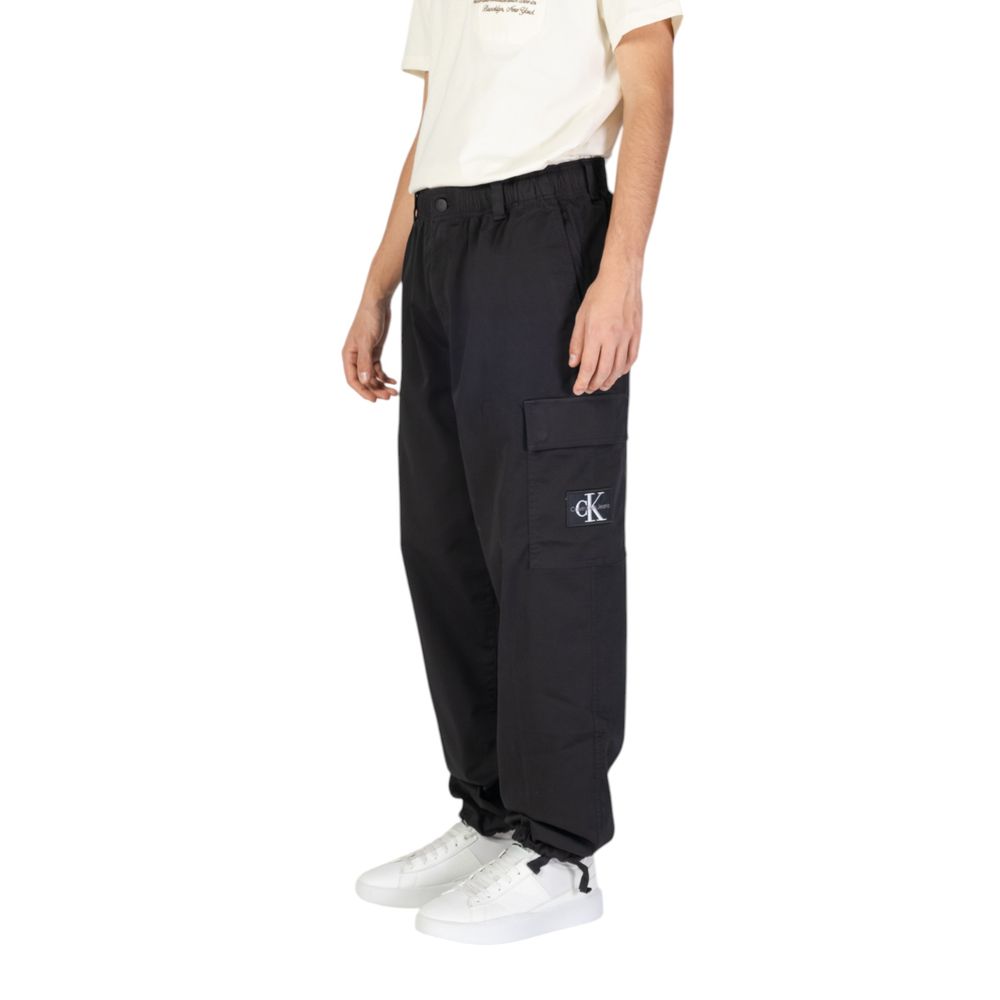 Calvin Klein Jeans – Schwarze Jeans und Hose aus recycelter Baumwolle