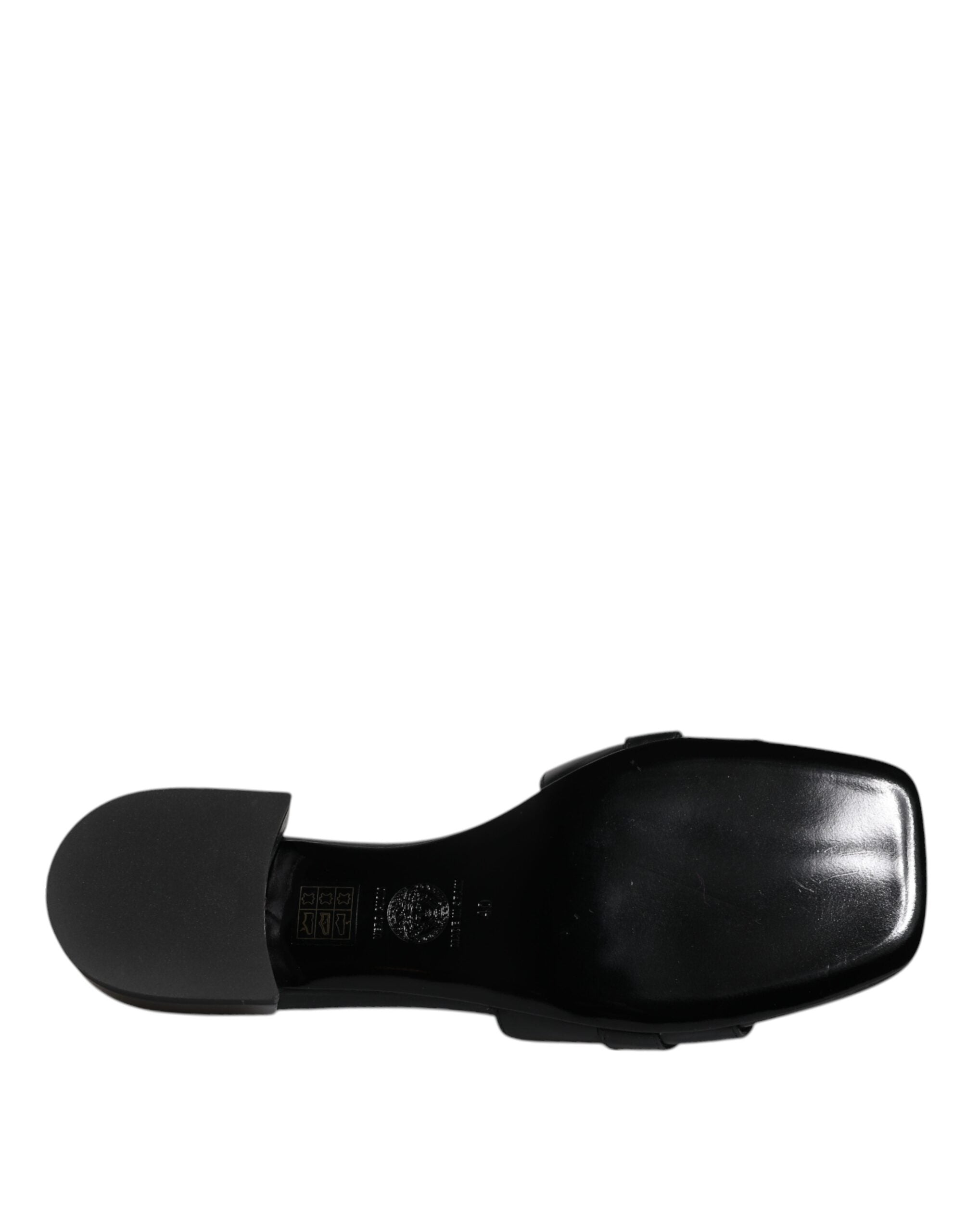Sandale Versace negre din piele cu placă cu logo