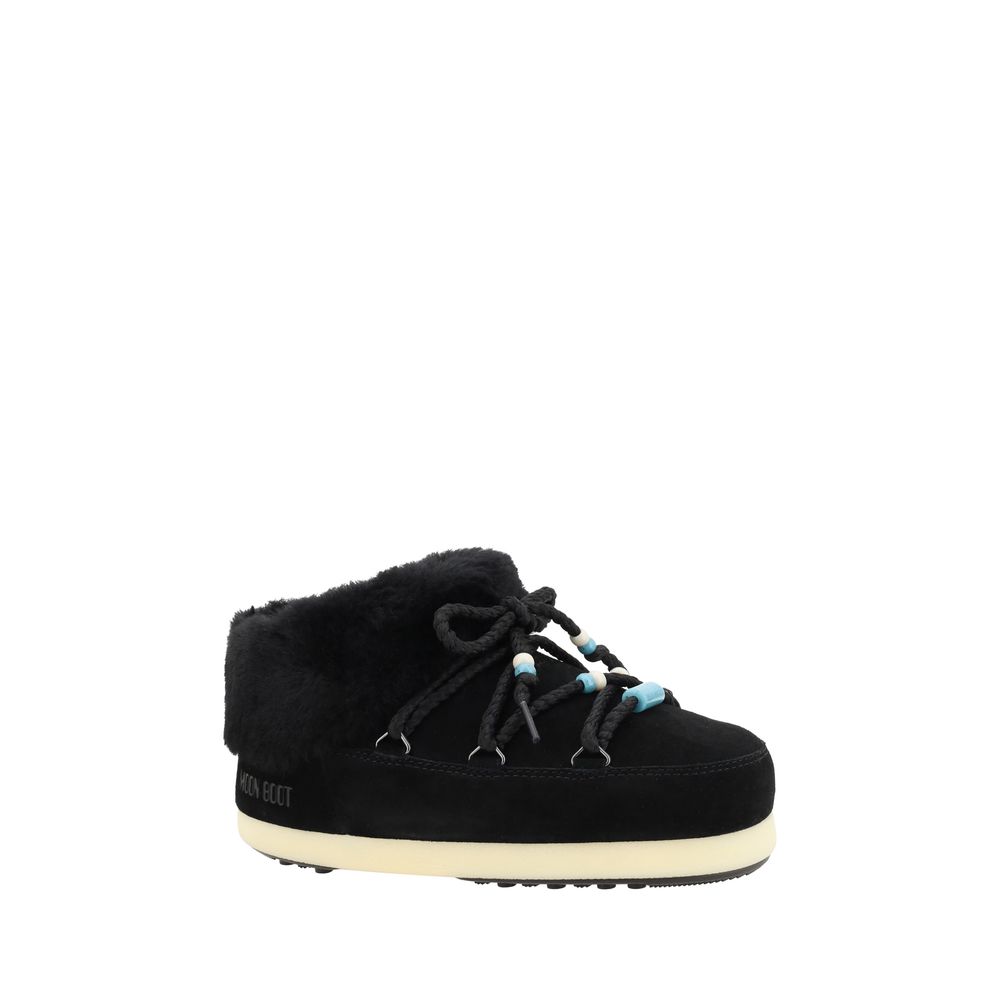 Moon Boot Mule Ankle Boots aus Wildleder mit Perlen