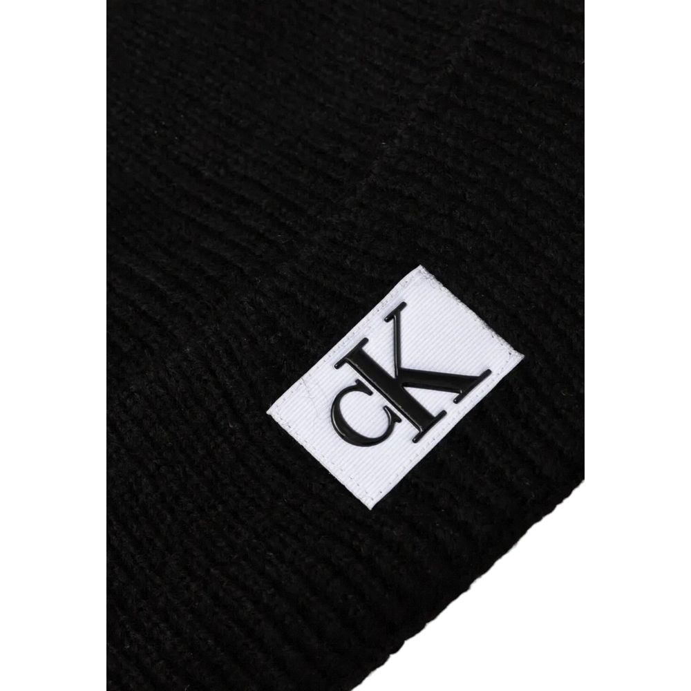 Căciulă de baseball Calvin Klein Jeans Black Marabou Caps