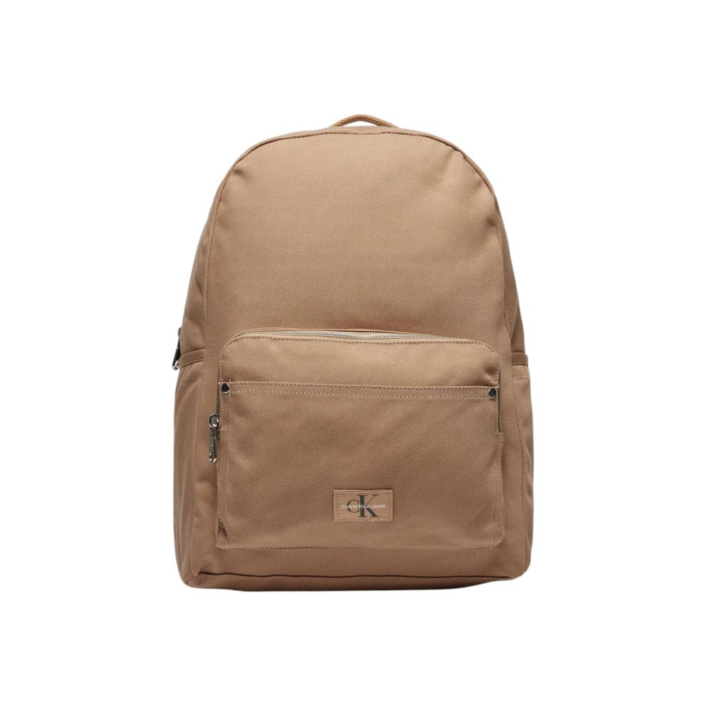 Calvin Klein – Beigefarbener Rucksack aus recyceltem Polyester