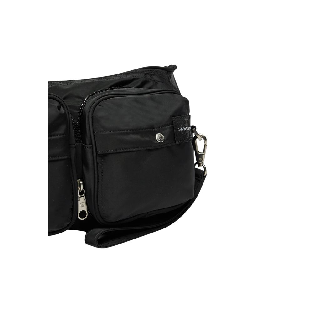 Calvin Klein Jeans – Schwarze Tasche aus recyceltem Polyester