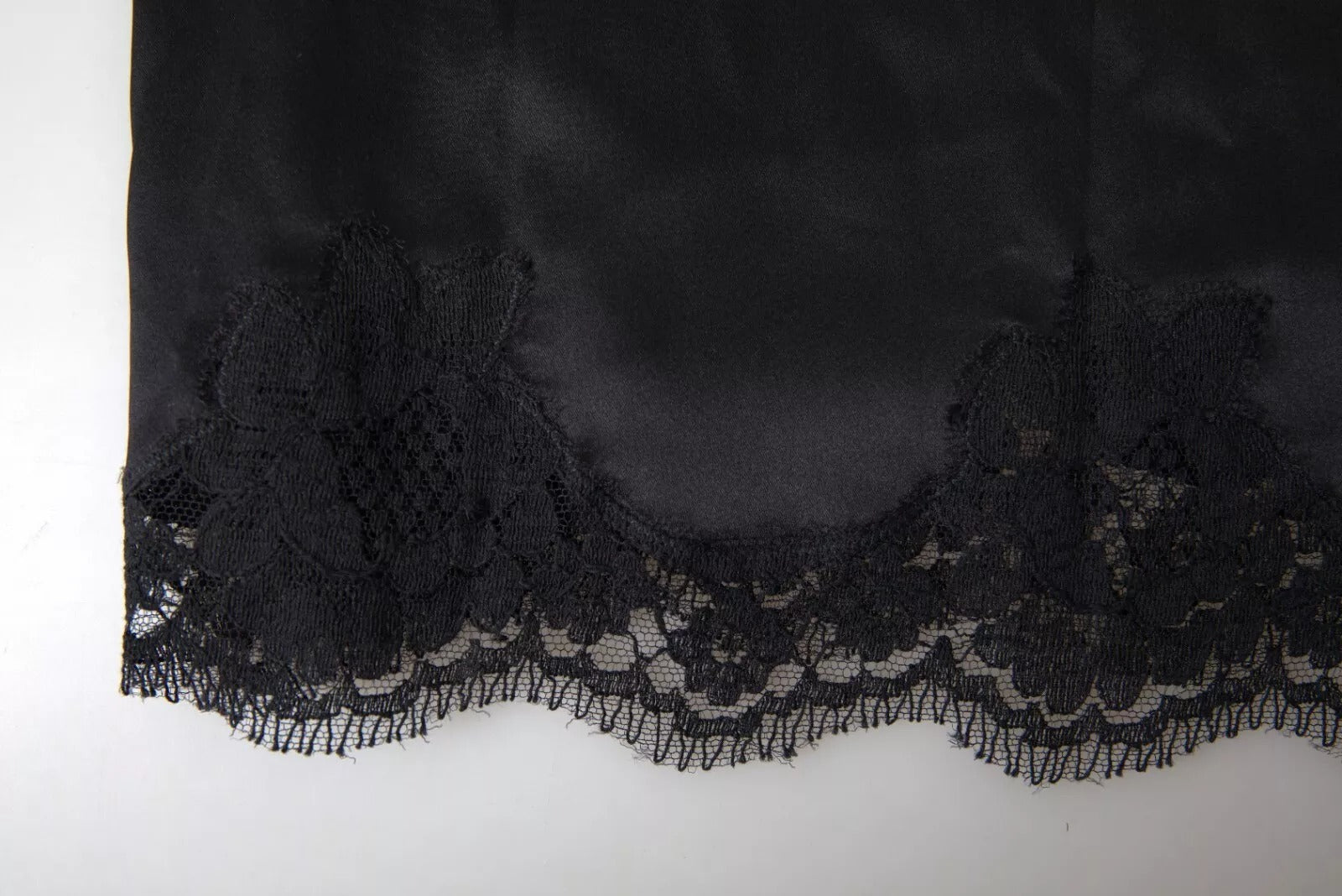 Dolce &amp; Gabbana – Sinnliches Camisole-Oberteil aus schwarzer Seide