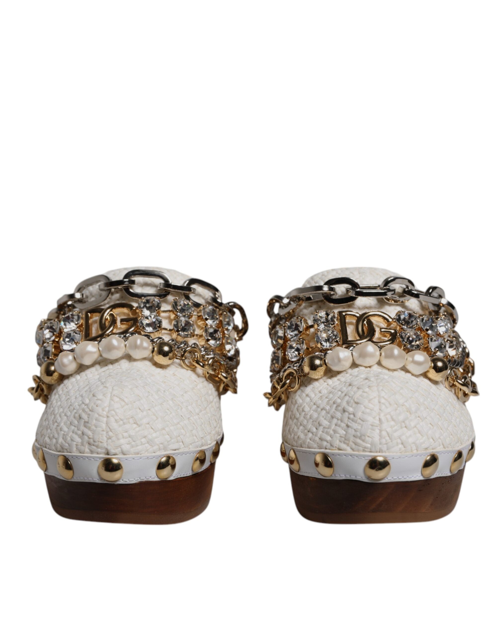 Sandale Dolce &amp; Gabbana cu lanț și bijuterii, din rafie albă
