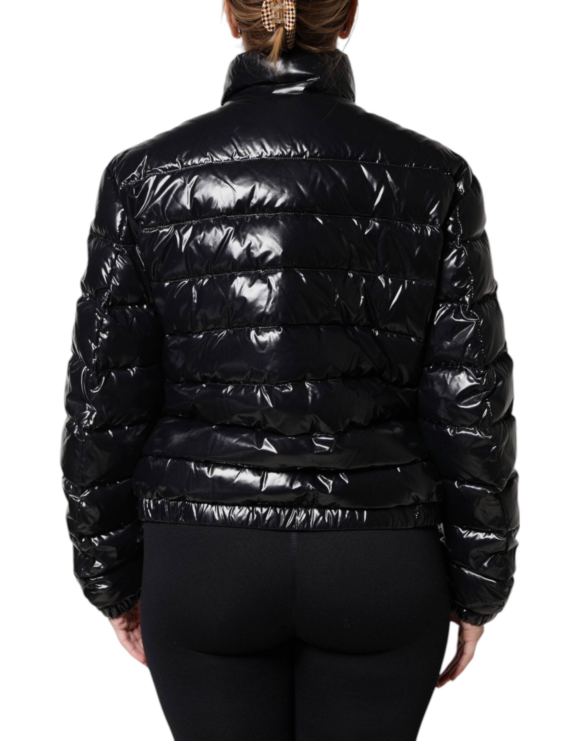 Dolce &amp; Gabbana – Pufferjacke mit durchgehendem Reißverschluss und schwarzem Logo-Schild