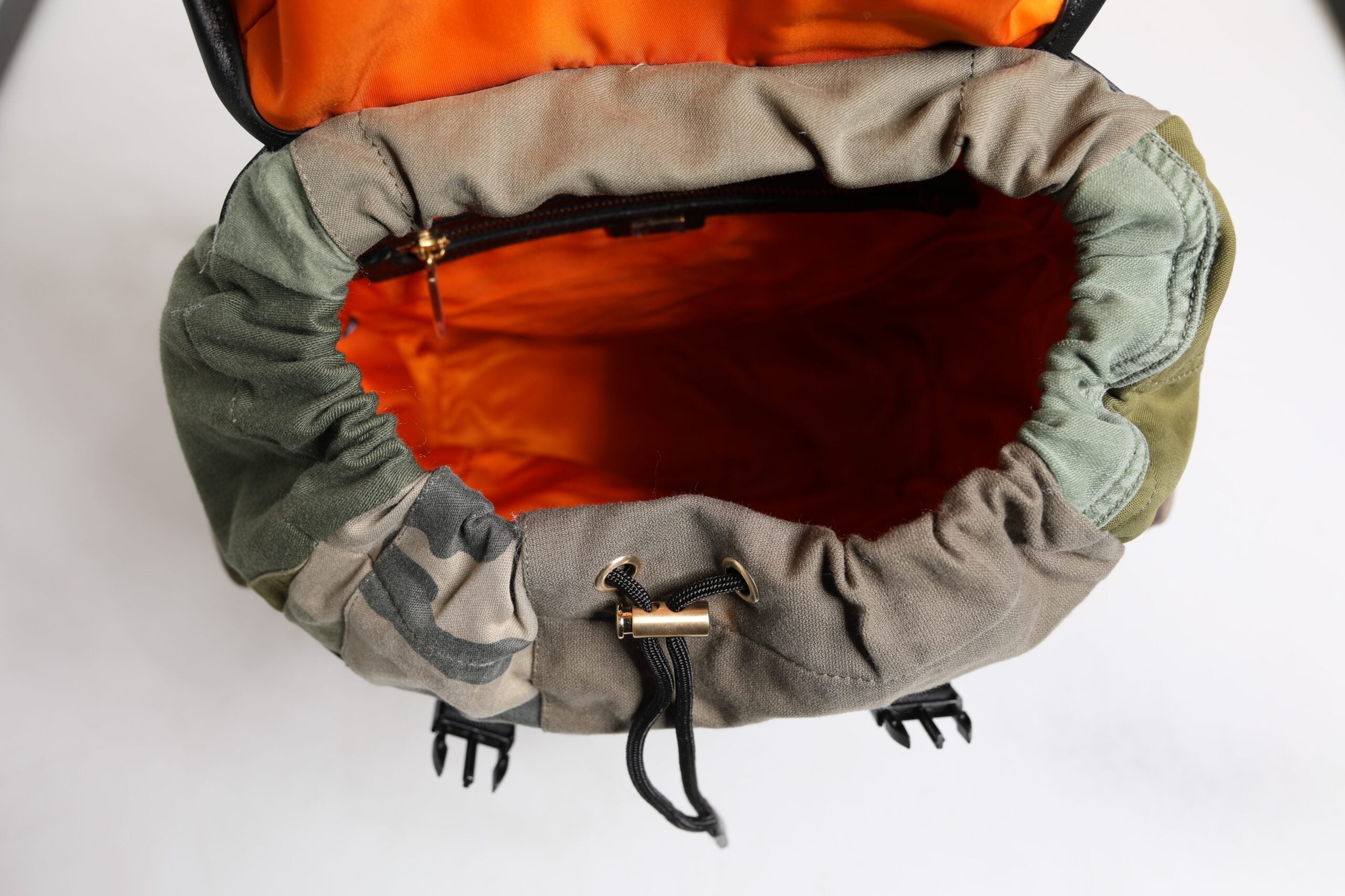 Rucsac de călătorie Dolce &amp; Gabbana verde militar cu imprimeu patchwork