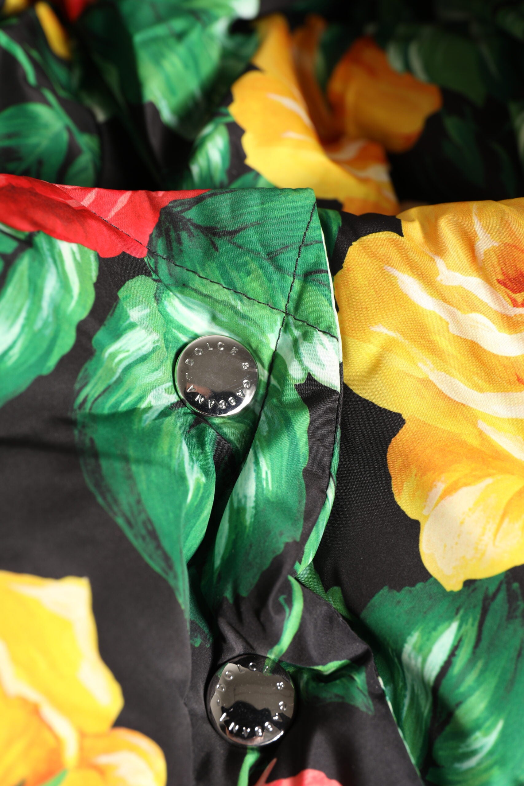 Pălărie Dolce &amp; Gabbana cu imprimeu floral multicolor și înfășurare pe tot capul