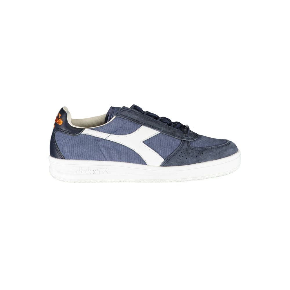 Diadora – Chic – Schnür-Sneaker in Kontrastblau