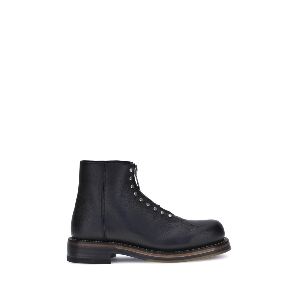Alexander McQueen Stiefeletten aus Leder mit Nieten