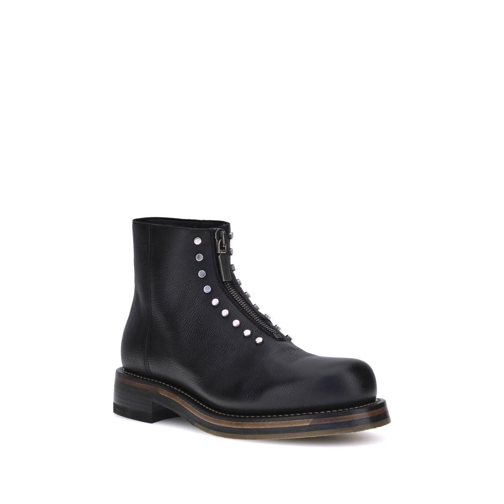 Alexander McQueen Stiefeletten aus Leder mit Nieten